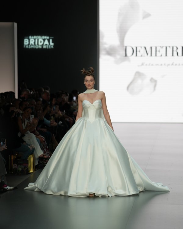 Barcelona Bridal Fashion Week Demetrios - Foto 2