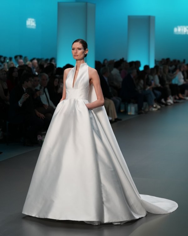 Barcelona Bridal Fashion Week Jesus Peiro - Foto 3