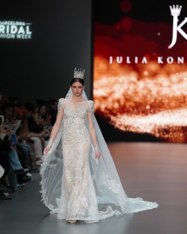 Barcelona Bridal Fashion Week Julia Kontogruni - Foto 4