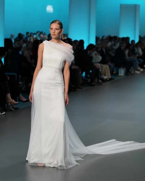 Barcelona Bridal Fashion Week Jesus Peiro - Foto 8