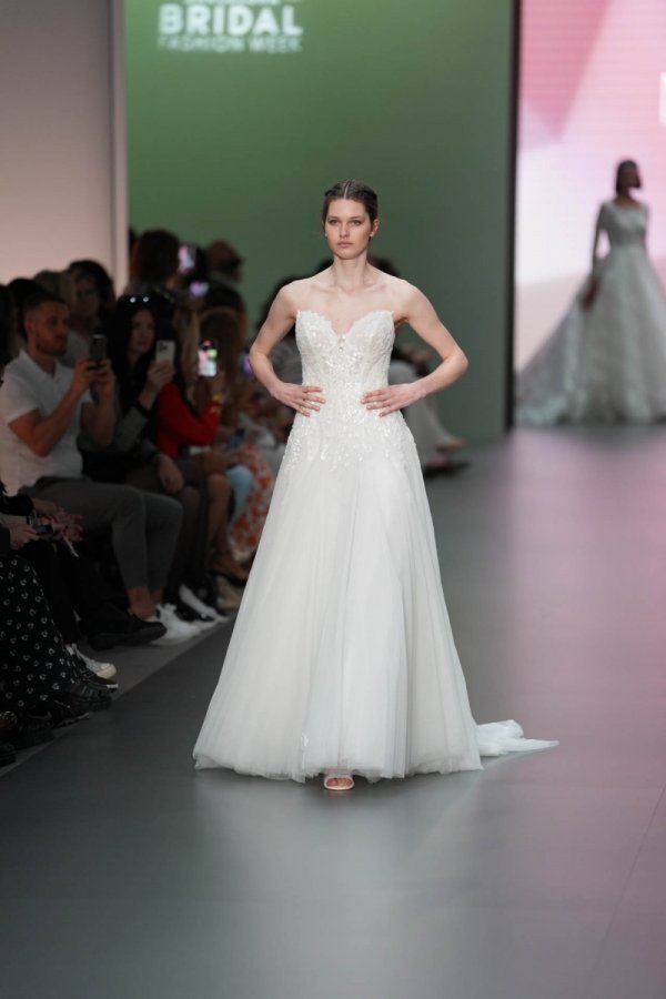 Barcelona Bridal Fashion Week Morilee - Foto 11