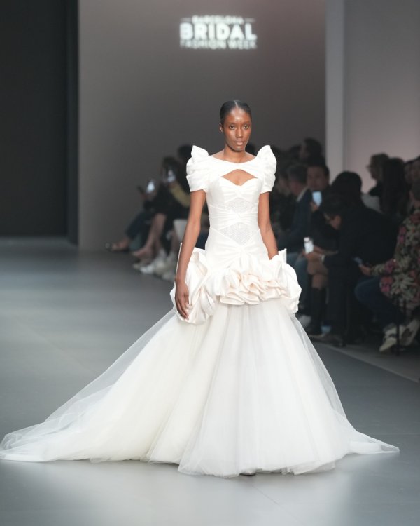 Barcelona Bridal Fashion Week Jimmy Choo - Foto 13