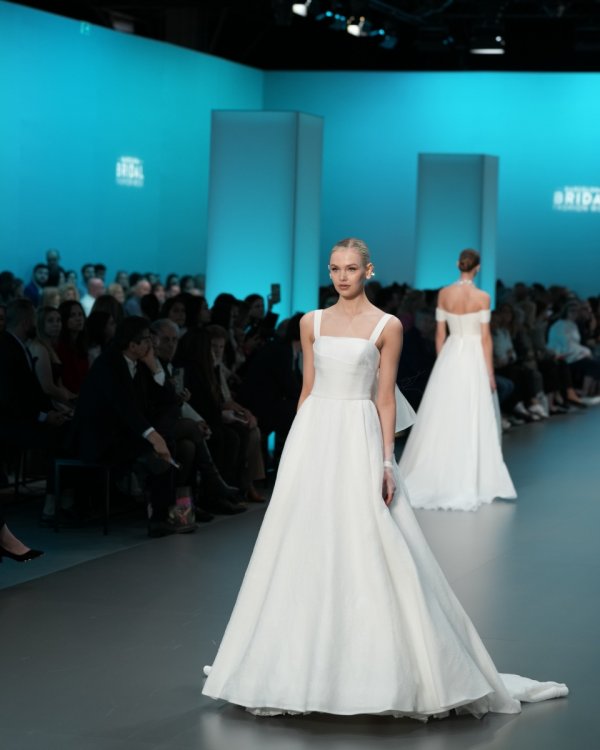 Barcelona Bridal Fashion Week Jesus Peiro - Foto 14