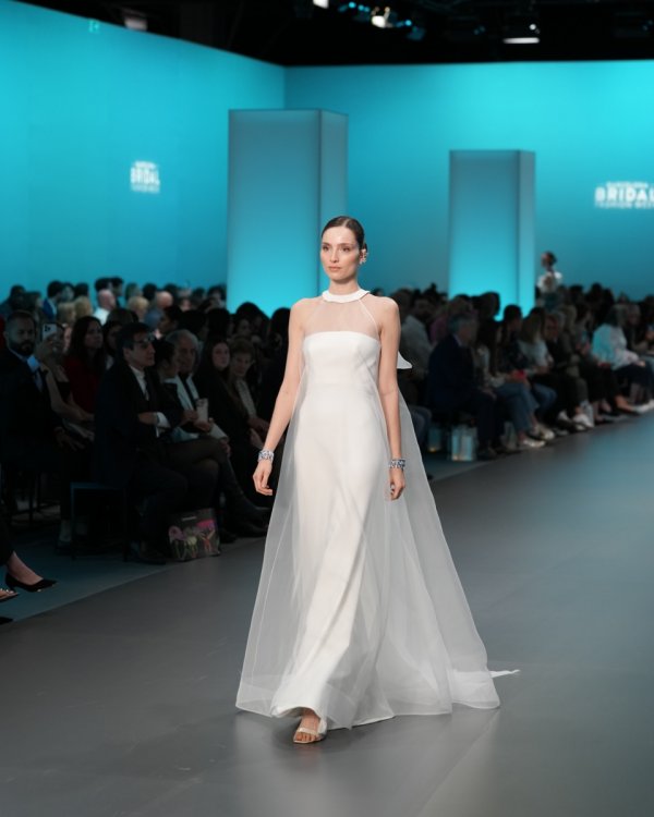 Barcelona Bridal Fashion Week Jesus Peiro - Foto 19