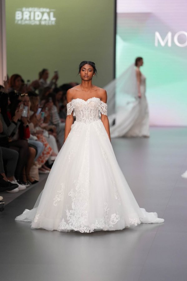 Barcelona Bridal Fashion Week Morilee - Foto 24