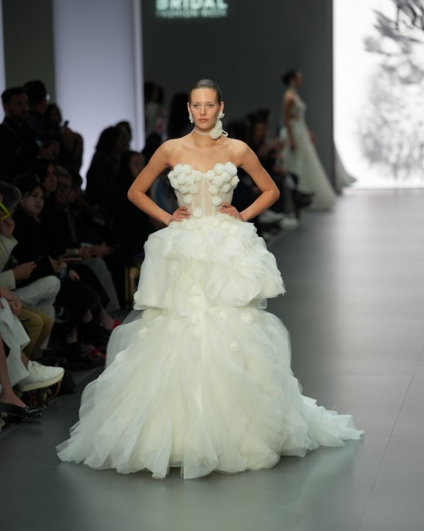 Barcelona Bridal Fashion Week Demetrios - Foto 25