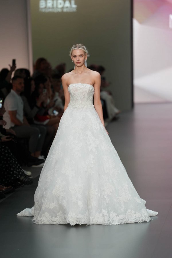 Barcelona Bridal Fashion Week Morilee - Foto 26