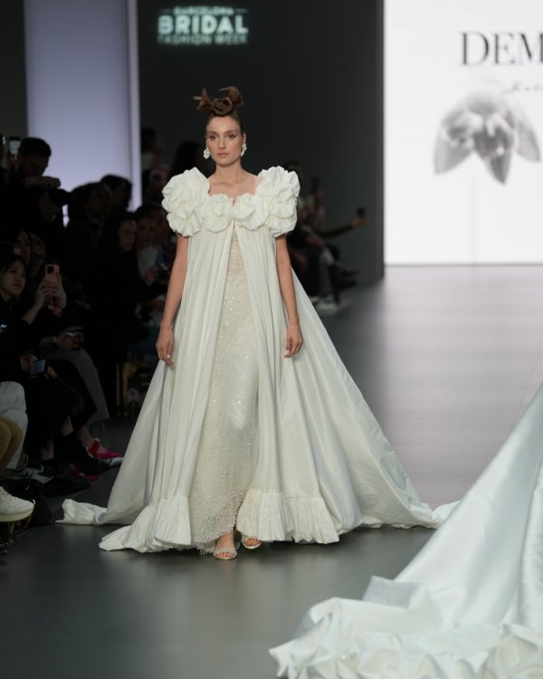 Barcelona Bridal Fashion Week Demetrios - Foto 26