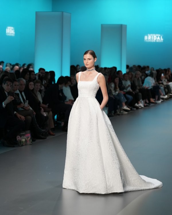 Barcelona Bridal Fashion Week Jesus Peiro - Foto 28