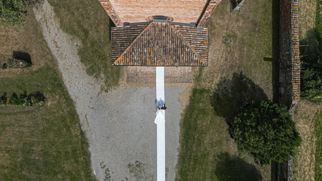 Foto Matrimonio Letizia e Alberto - Cantine Bersi Serlini (Franciacorta) (17)