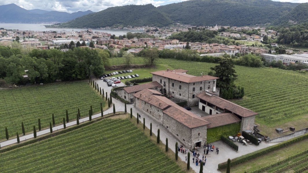 Foto Matrimonio Leyla e Luigi - Podere Castel Merlo Relais (Franciacorta) (22)