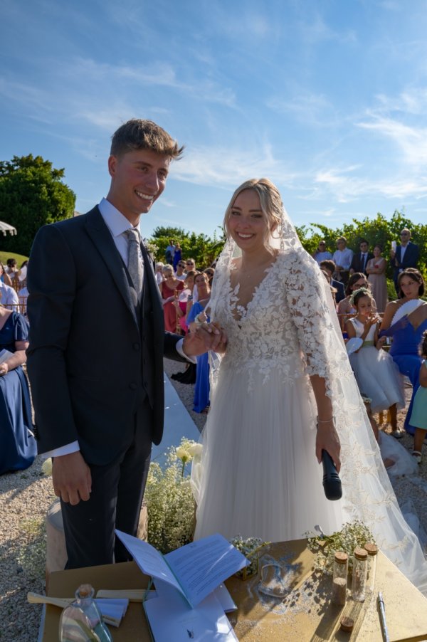 Foto Matrimonio Gloria e Stefano - Cantine Bersi Serlini (Franciacorta) (34)