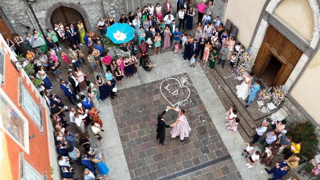 Foto Matrimonio Laura e Damiano - Cantine Bersi Serlini (Franciacorta) (41)