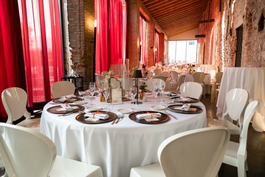 Foto Matrimonio Emanuela e Luca - Cantine Bersi Serlini (Franciacorta) (42)